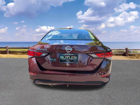 Used 2025 Nissan Sentra SV FWD image 7