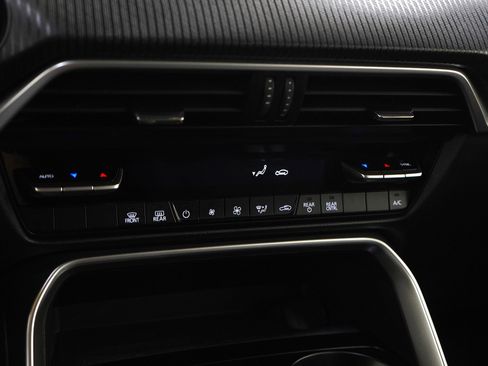 Certified 2024 MAZDA CX-90 3.3 Turbo w/ Select Package image 25