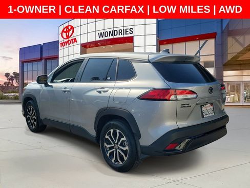 Used 2025 Toyota Corolla Cross AWD Hybrid image 5