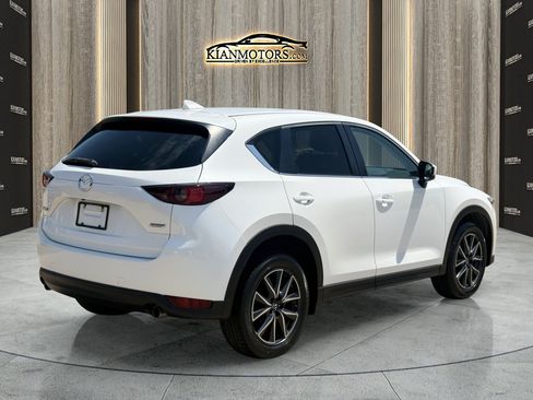 Used 2018 MAZDA CX-5 Touring w/ Preferred Equipment Package FWD image 7