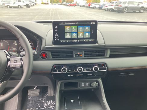 New 2025 Honda Pilot TrailSport image 28