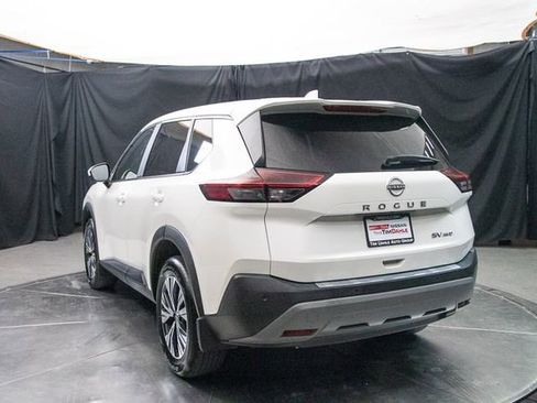 Used 2023 Nissan Rogue SV AWD/4WD image 10