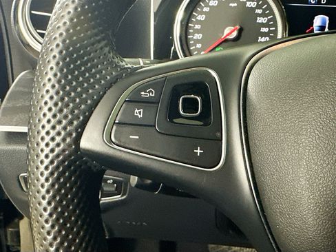 Certified 2018 Mercedes-Benz E 400 4MATIC Sedan image 12
