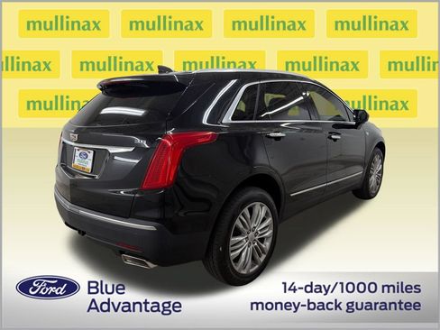 Used 2019 Cadillac XT5 Premium Luxury FWD image 3