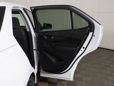 Used 2019 Chevrolet Equinox LT w/ Driver Convenience Package FWD image 20