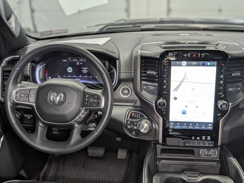 Used 2024 RAM 1500 Laramie image 5