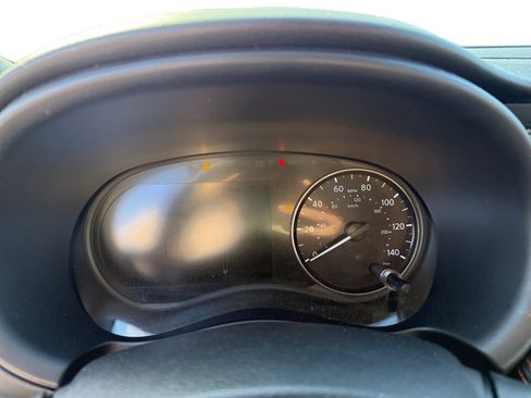 Used 2023 Nissan Kicks SR w/ SR Premium Package image 11