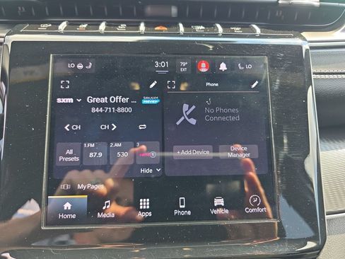 Used 2024 Jeep Grand Cherokee Altitude AWD/4WD image 20