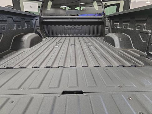 New 2026 GMC Sierra 2500 AT4 w/ AT4 Premium Plus Package AWD/4WD image 13