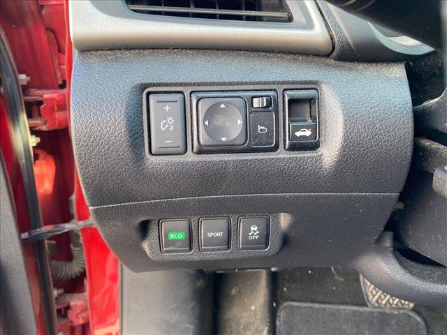Used 2014 Nissan Sentra SV w/ SV Driver Package FWD image 11