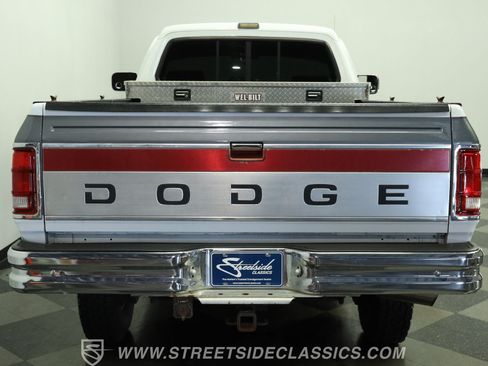 Used 1992 Dodge D/W Truck 250 AWD/4WD image 9