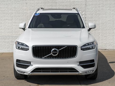 Used 2019 Volvo XC90 T5 Momentum image 5