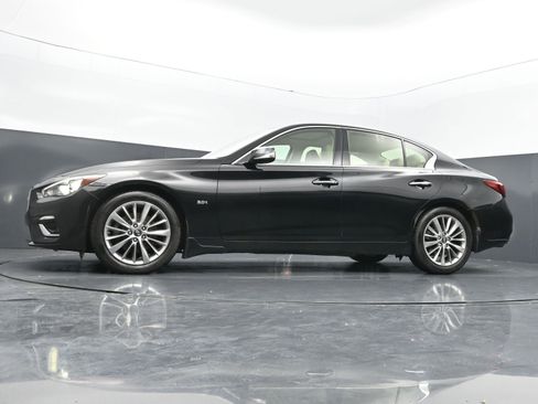 Used 2018 INFINITI Q50 Luxe w/ Sensory Package (Luxe) RWD image 36