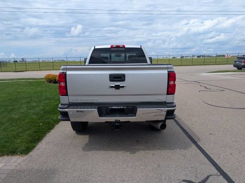 Used 2019 Chevrolet Silverado 2500 LTZ w/ Duramax Plus Package AWD/4WD image 8