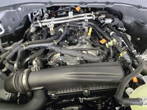 New 2026 Ford Explorer Active RWD image 23