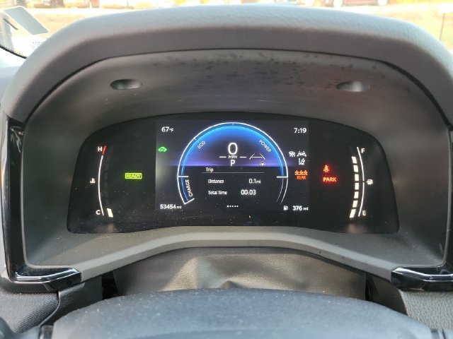 Used 2025 Toyota Camry LE FWD image 30