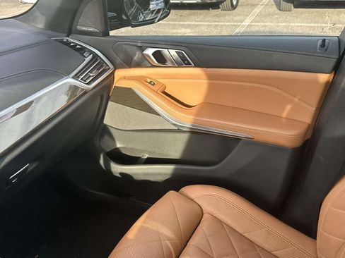 Used 2023 BMW X5 M50i AWD/4WD image 34