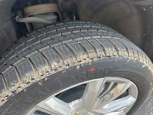 Used 2024 Chevrolet Tahoe High Country AWD/4WD image 5