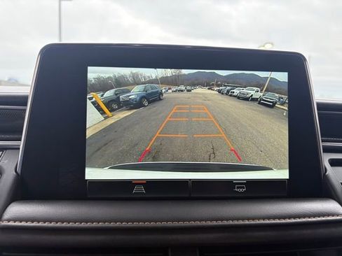 Used 2023 GMC Yukon AT4 image 20