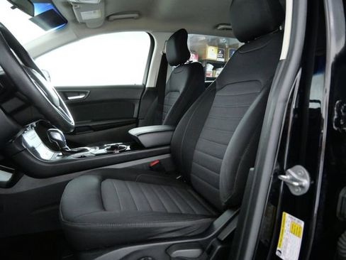 Certified 2017 Ford Edge SE AWD/4WD image 16