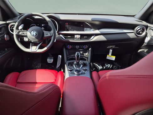 New 2026 Alfa Romeo Stelvio Sprint AWD/4WD image 41
