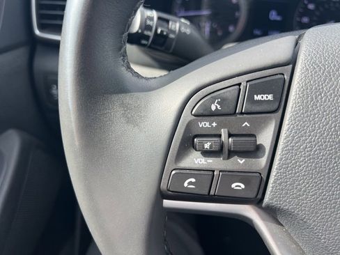 Used 2021 Hyundai Tucson Limited image 11