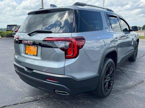 Used 2023 GMC Acadia SLE w/ Elevation Edition FWD image 3