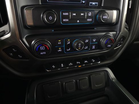 Used 2018 Chevrolet Silverado 1500 LTZ Z71 w/ Centennial Edition AWD/4WD image 25