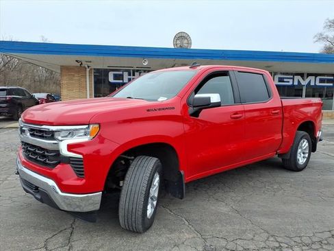 Used 2023 Chevrolet Silverado 1500 LT w/ Protection Package AWD/4WD image 13