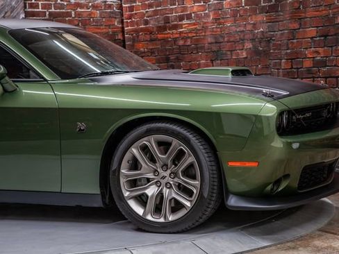 Used 2020 Dodge Challenger R/T Scat Pack image 17