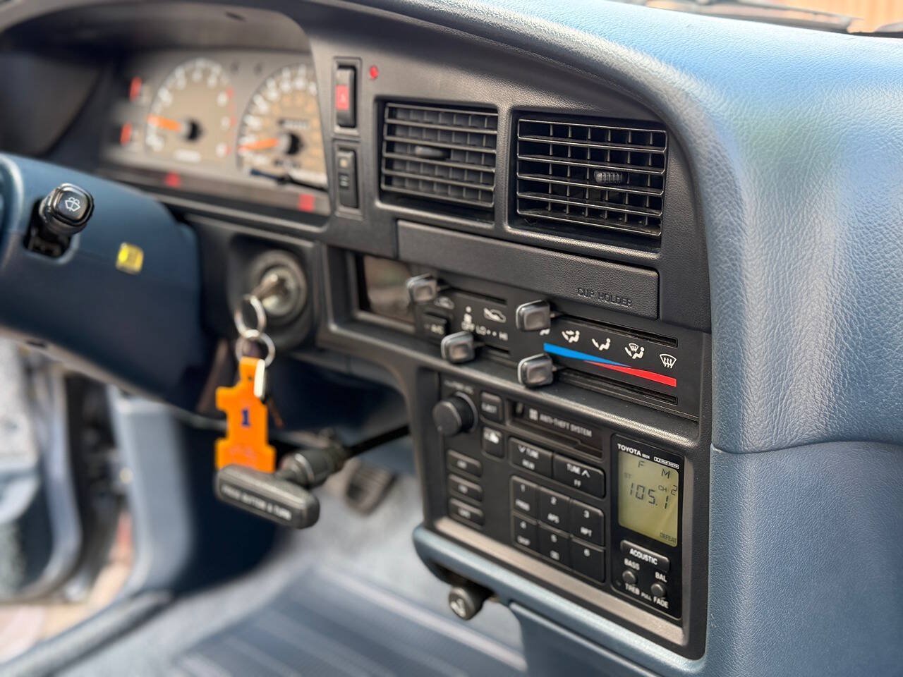 Used 1990 Toyota 4Runner SR5 AWD/4WD image 93
