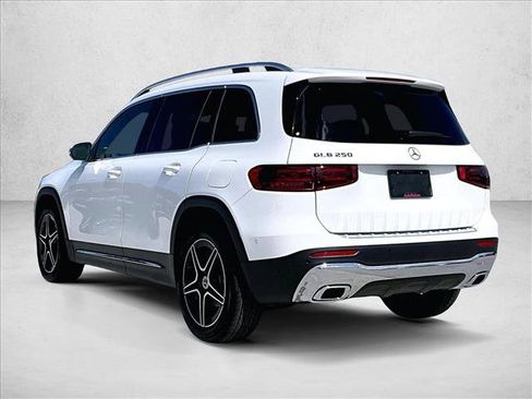 New 2026 Mercedes-Benz GLB 250 image 3