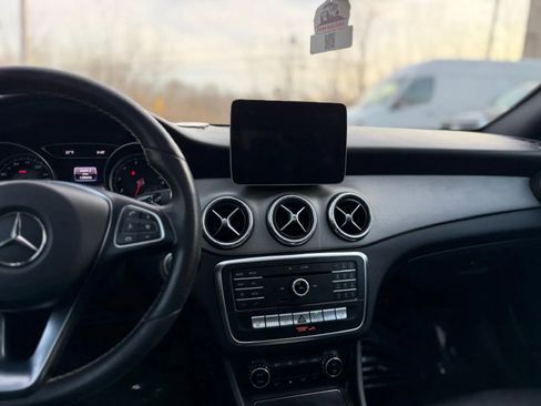 Used 2018 Mercedes-Benz CLA 250 4MATIC image 19