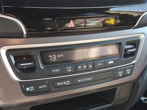 Used 2021 Honda Passport Sport image 15