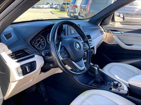 Used 2018 BMW X1 sDrive28i image 14