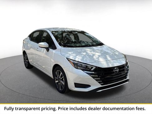 Used 2025 Nissan Versa SV FWD image 1