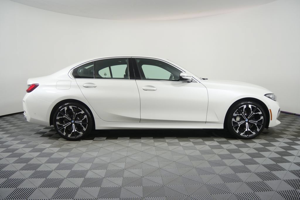 Certified 2026 BMW 330i Sedan RWD image 3