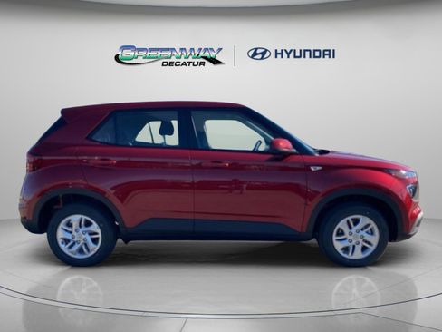 New 2026 Hyundai Venue SE FWD image 8