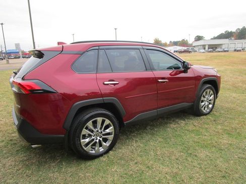 Used 2025 Toyota RAV4 Limited image 7