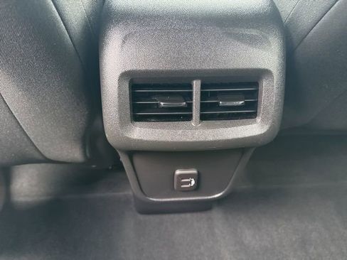 Used 2023 Chevrolet Equinox LT AWD/4WD image 26