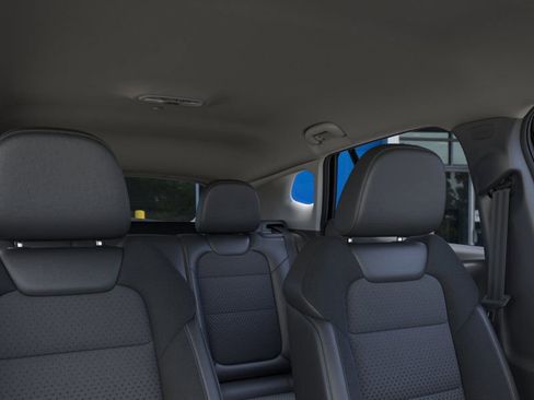 New 2026 Chevrolet Trax LT image 24