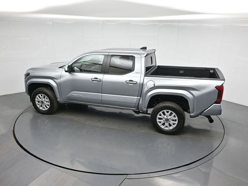 Used 2024 Toyota Tacoma SR5 image 44