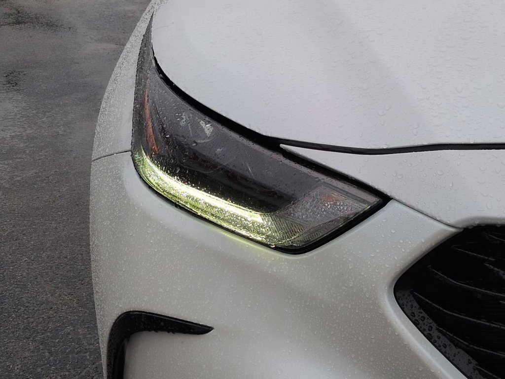 Used 2021 Toyota Highlander XSE FWD image 10