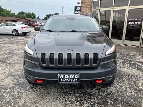 Used 2015 Jeep Cherokee Trailhawk w/ Leather Interior Group AWD/4WD image 8