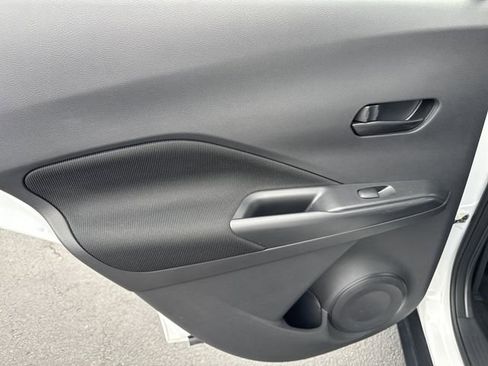 Certified 2023 Nissan Kicks S image 10
