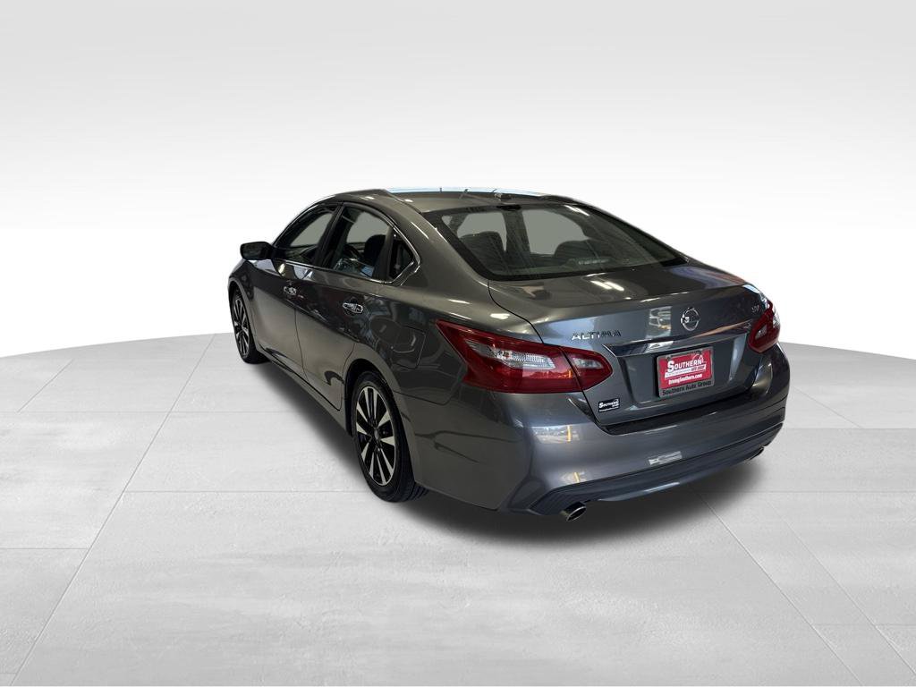 Used 2018 Nissan Altima 2.5 SV FWD image 5