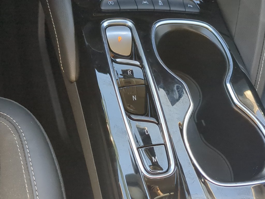 Used 2023 Buick Envision Preferred FWD image 21