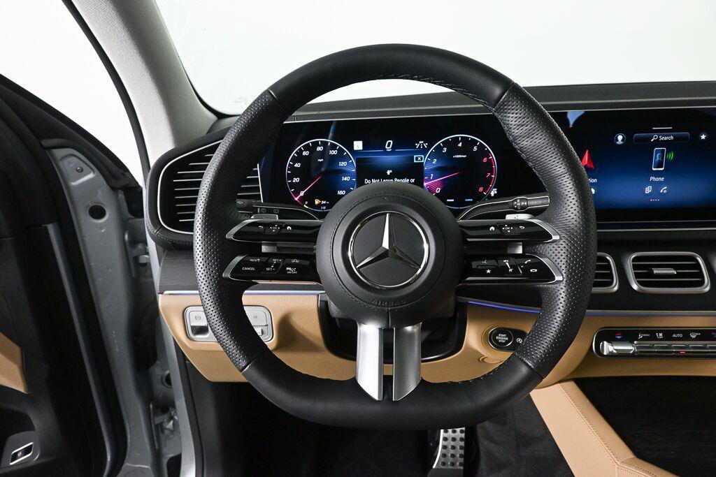 Certified 2026 Mercedes-Benz GLS 450 4MATIC image 2
