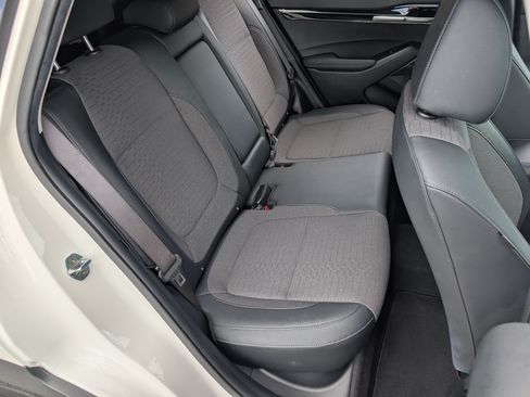 Used 2023 Kia Seltos S FWD image 19