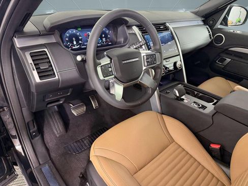 Used 2026 Land Rover Discovery Limited Edition AWD/4WD image 23